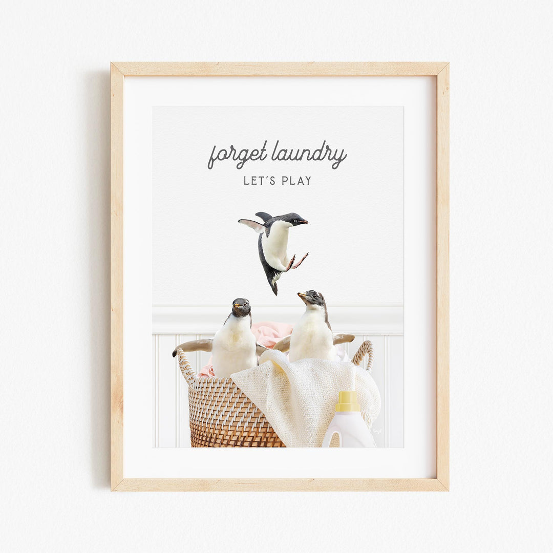 a picture of three birds in a basket