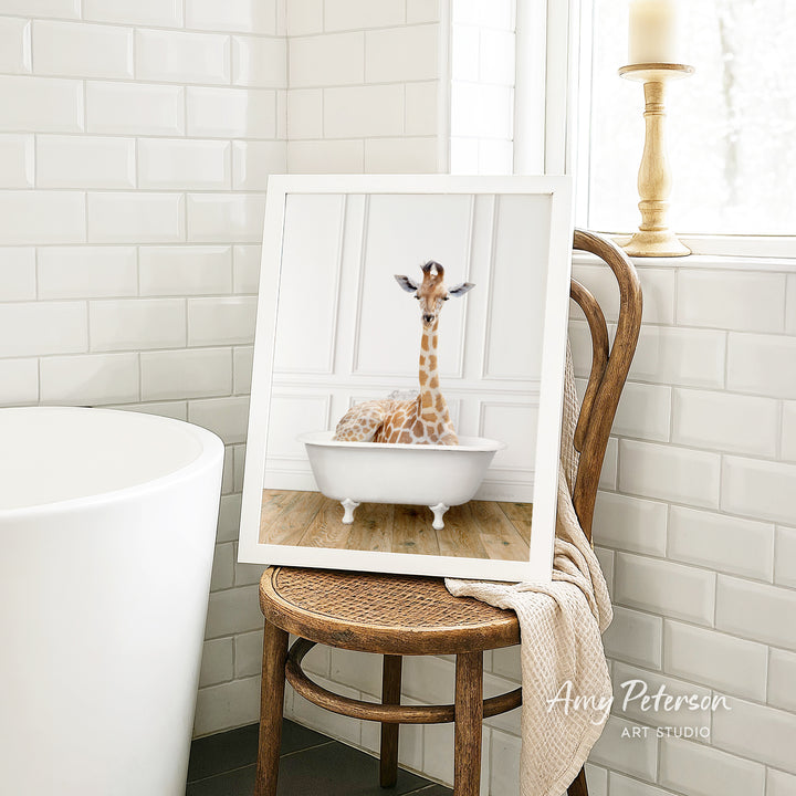 Giraffe in Traditional Panel Bath Style