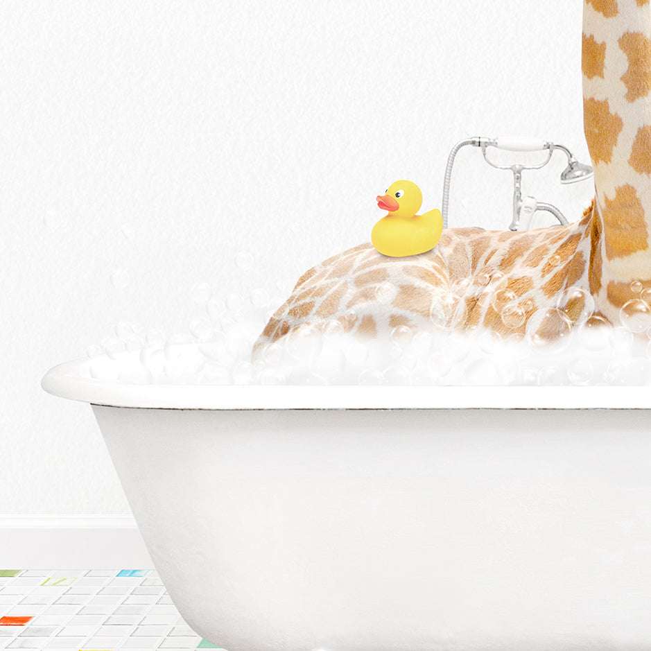 a giraffe and a rubber duck in a bathtub