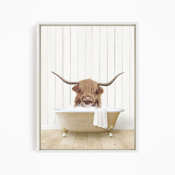 Highland Cow "Randall" in Farmhouse Bath