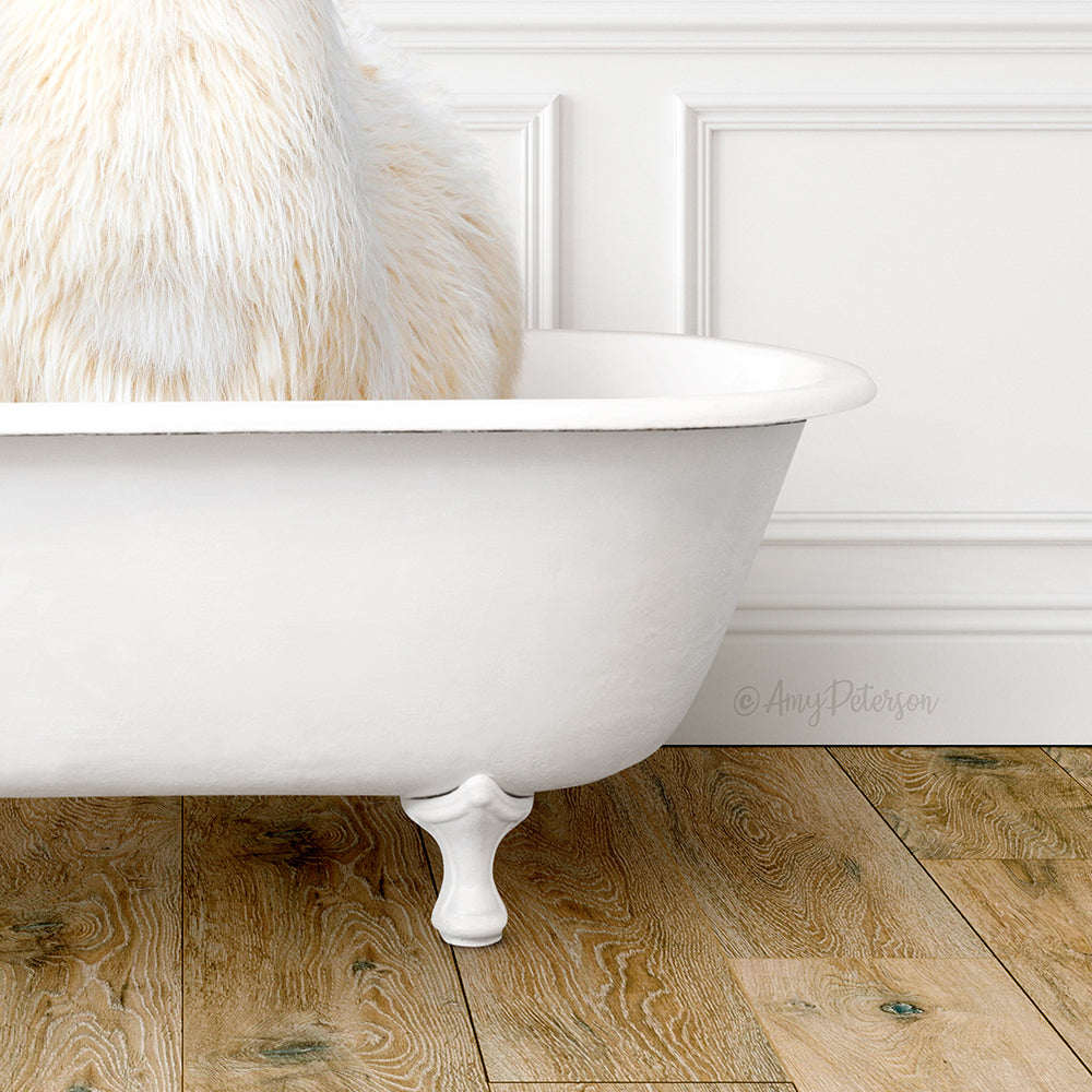 Llama in Traditional Panel Bath Style